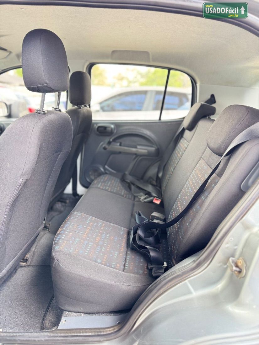 Fiat Uno Vivace 1.0 EVO Fire Flex 5P 2013/2014 — foto 9 de 11