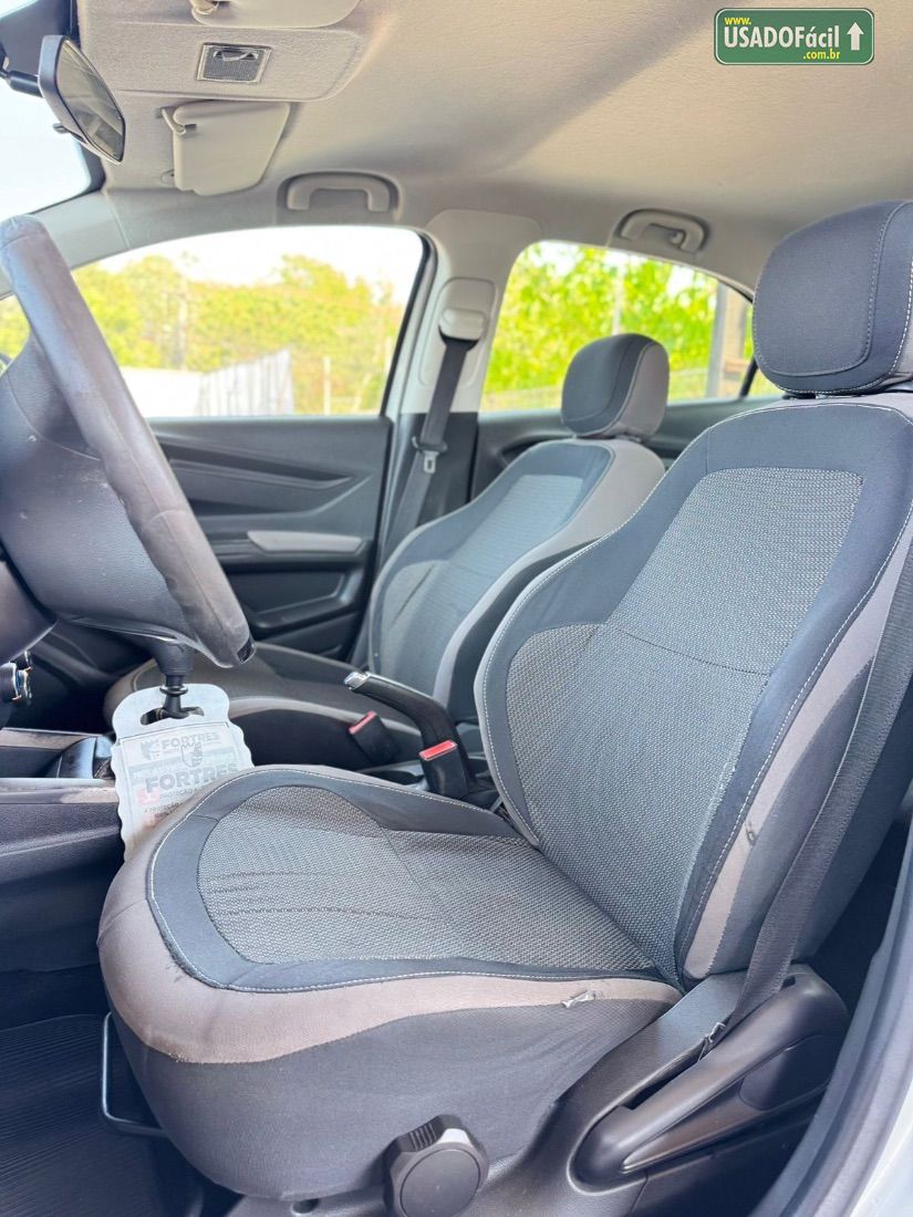 CHEVROLET/GM Prisma Sedan LT 1.0 FlexPower 2015/2015 — foto 8 de 10