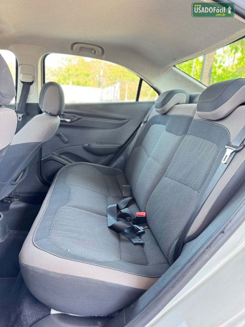 CHEVROLET/GM Prisma Sedan LT 1.0 FlexPower 2015/2015 — foto 9 de 10