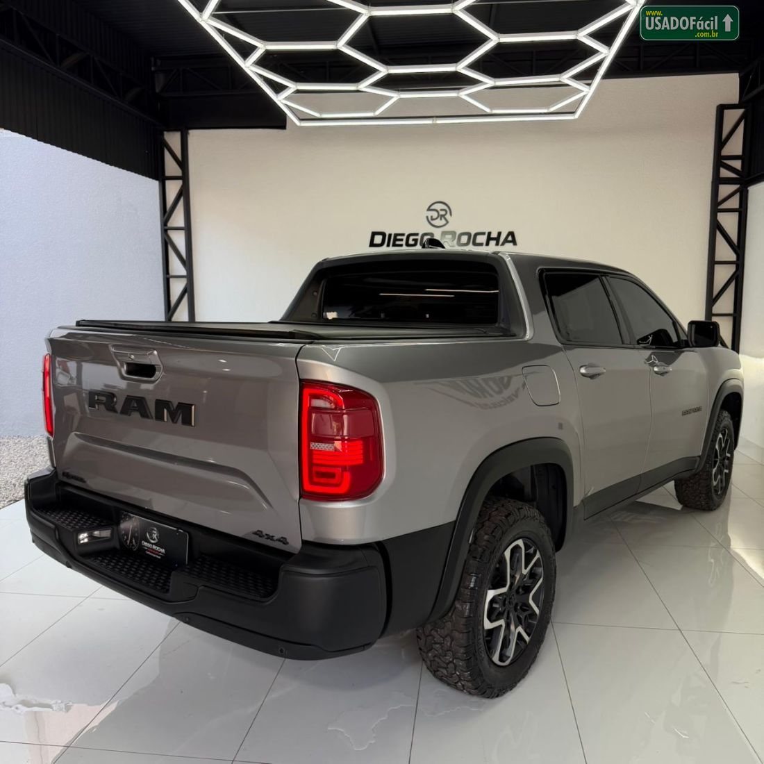 RAM Rampage Rebel CD 2.0 Turbo 4X4 Automático Diesel 2023/2024 — foto 4 de 19