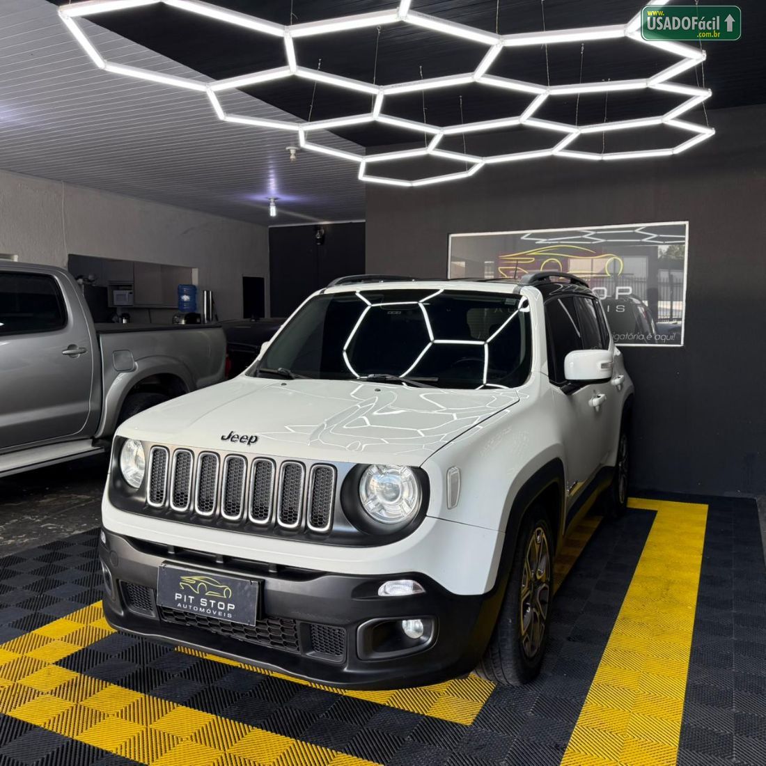 Jeep Renegade Longitude 1.8 4x2 Automático Flex 2016/2016 — foto 3 de 13