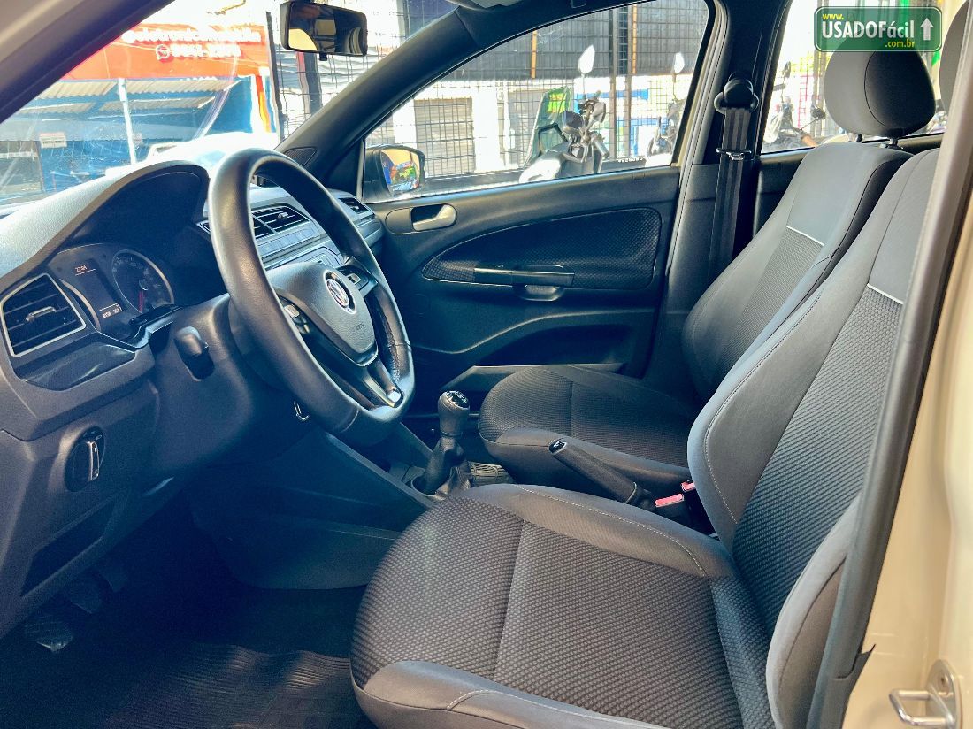 VOLKSWAGEN Gol Track 1.0 Mi 4P Total Flex 2016/2017 — foto 9 de 9