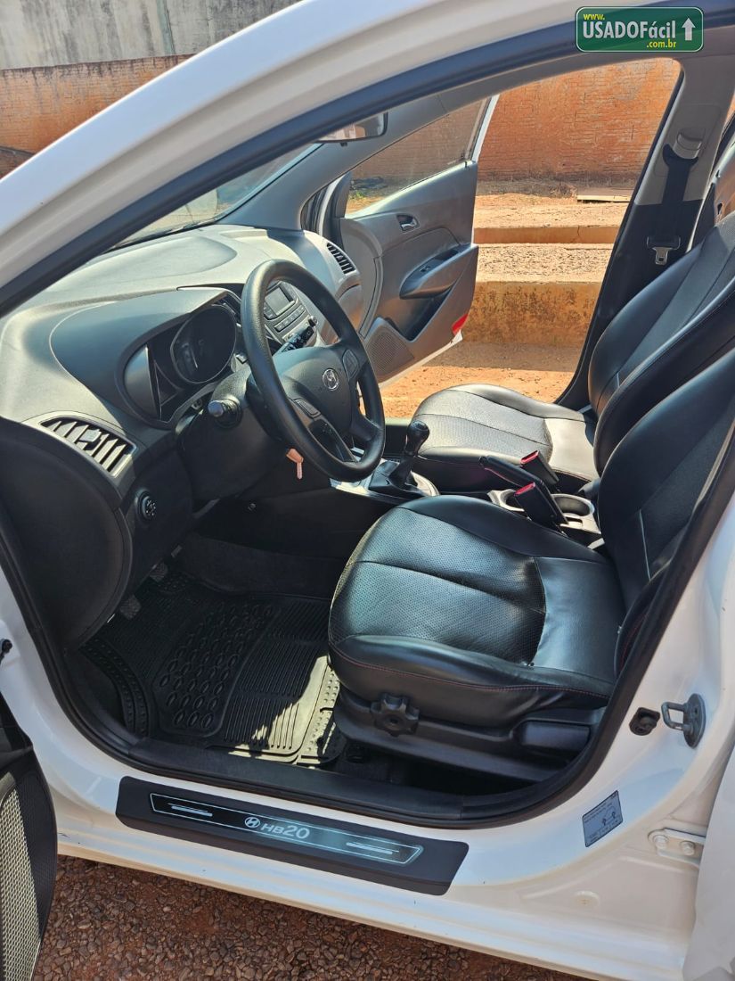 Hyundai HB20 Hatch Comfort Plus 1.0 Flex 2015/2016 — foto 11 de 16