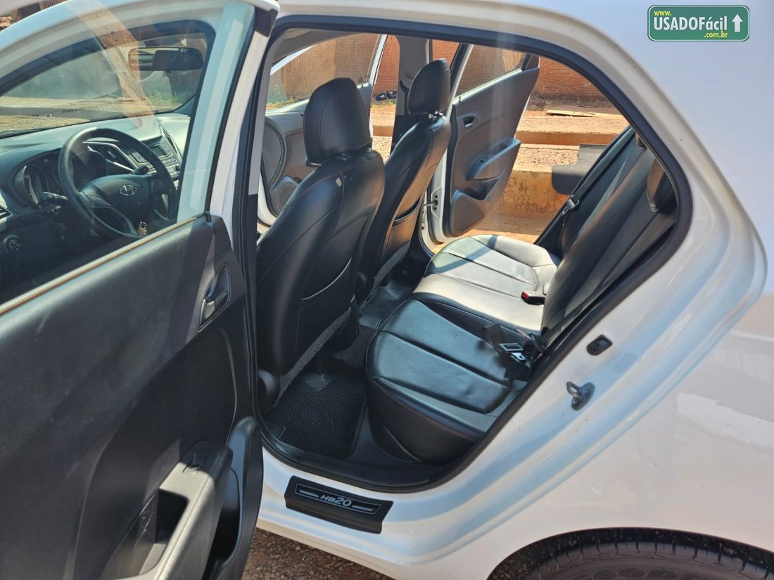 Hyundai HB20 Hatch Comfort Plus 1.0 Flex 2015/2016 — foto 13 de 16