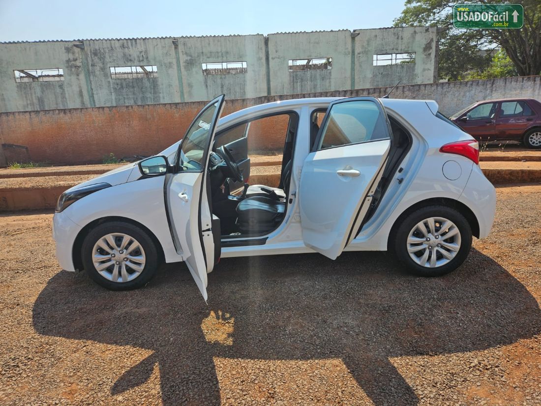 Hyundai HB20 Hatch Comfort Plus 1.0 Flex 2015/2016 — foto 14 de 16