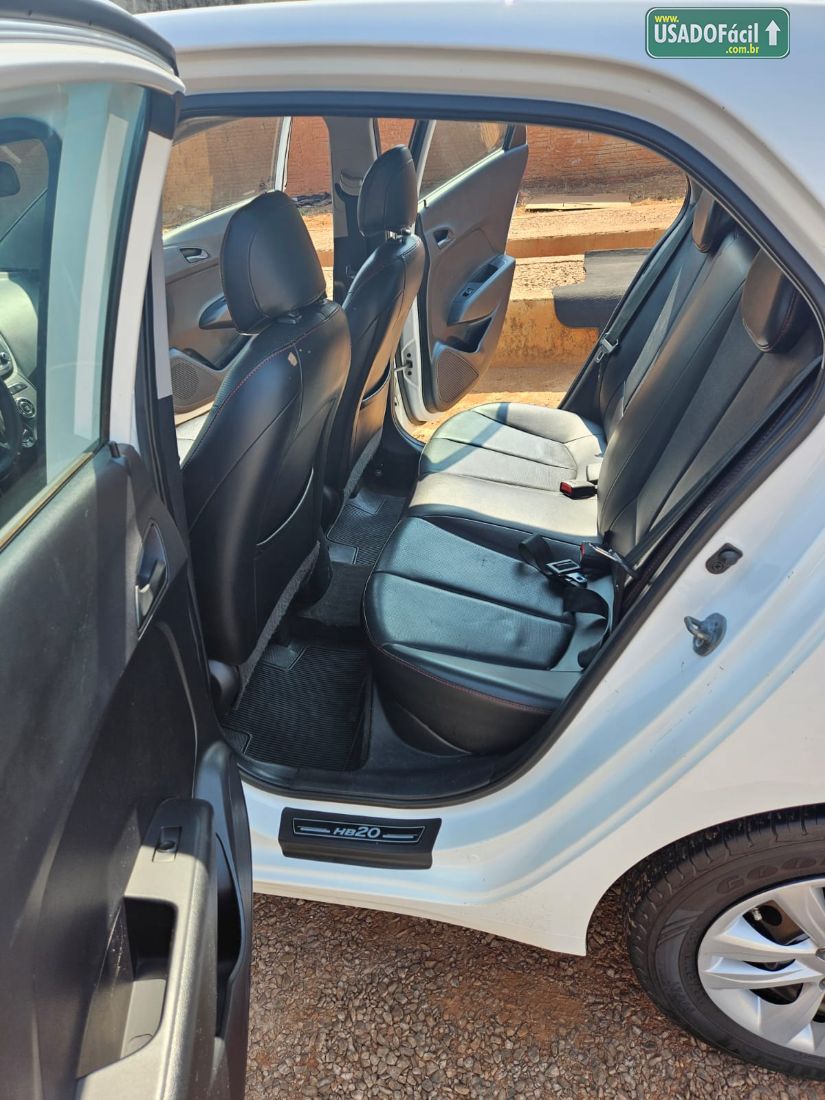 Hyundai HB20 Hatch Comfort Plus 1.0 Flex 2015/2016 — foto 8 de 16