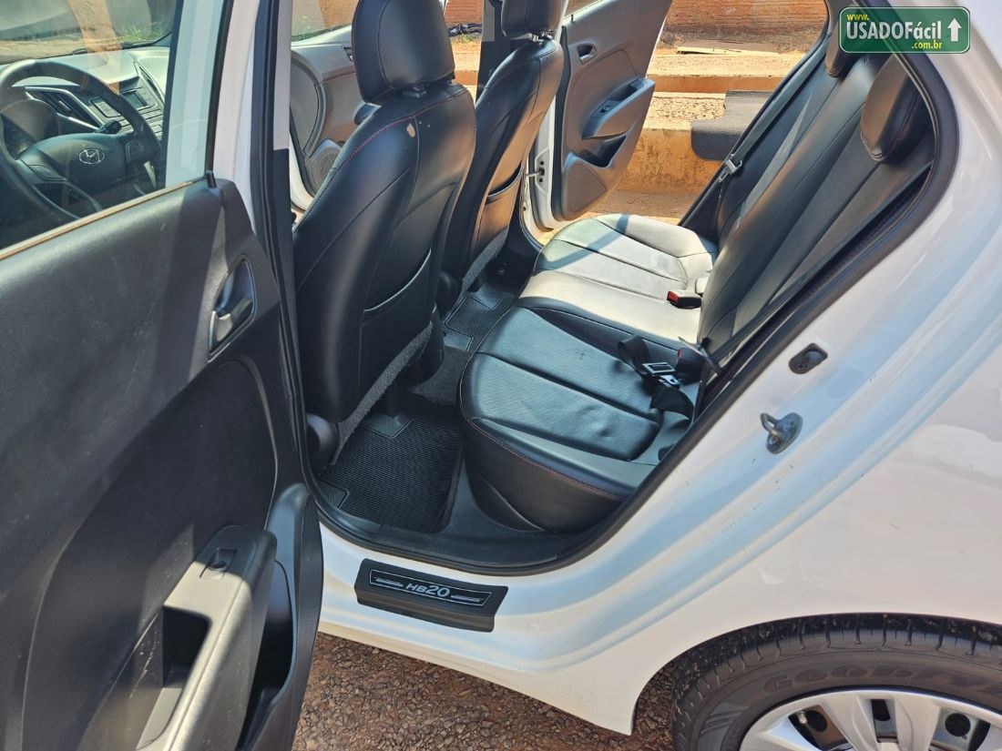 Hyundai HB20 Hatch Comfort Plus 1.0 Flex 2015/2016 — foto 9 de 16