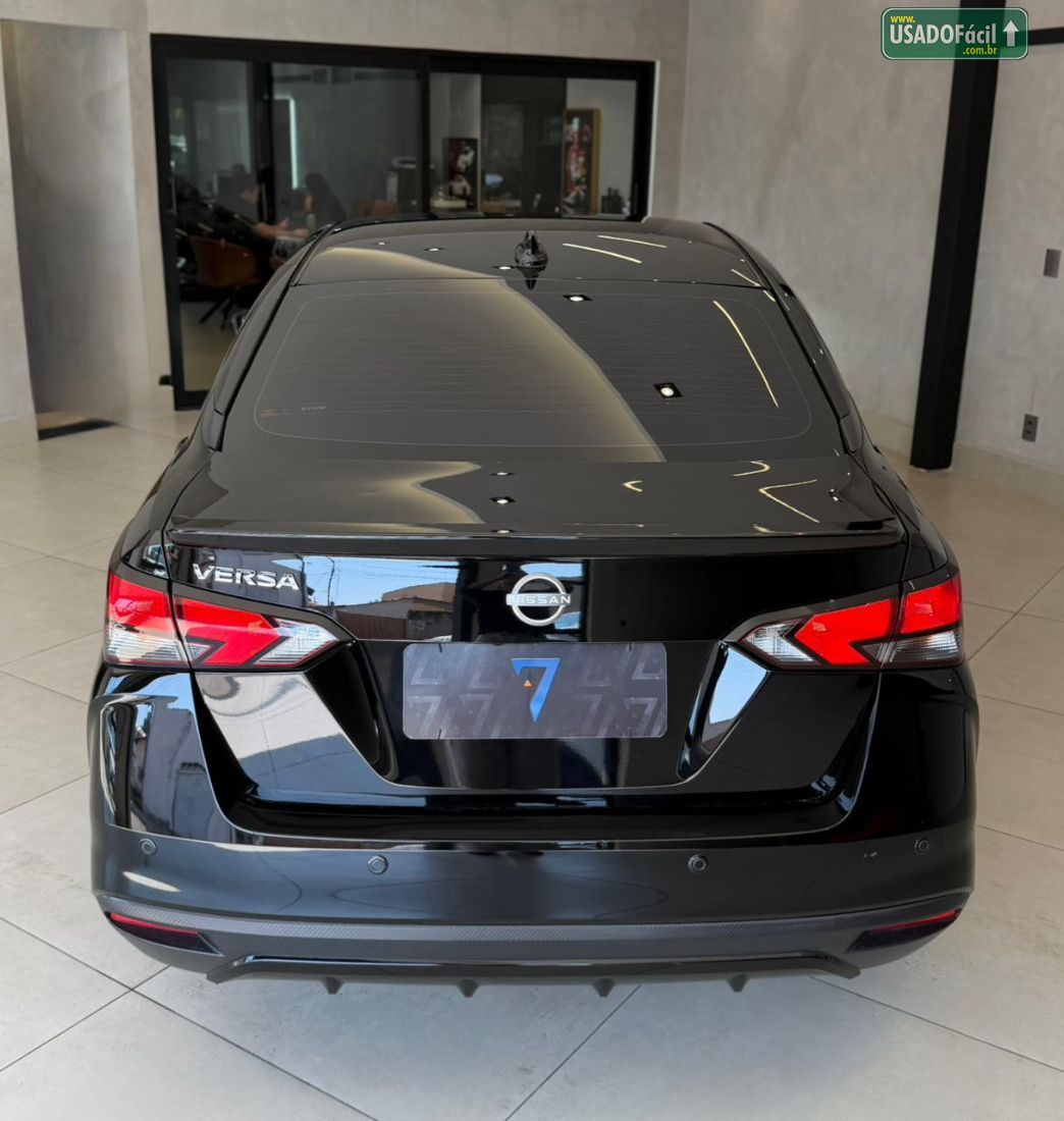 Nissan Versa Exclusive 1.6 Automático Flex 2023/2024 — foto 5 de 15