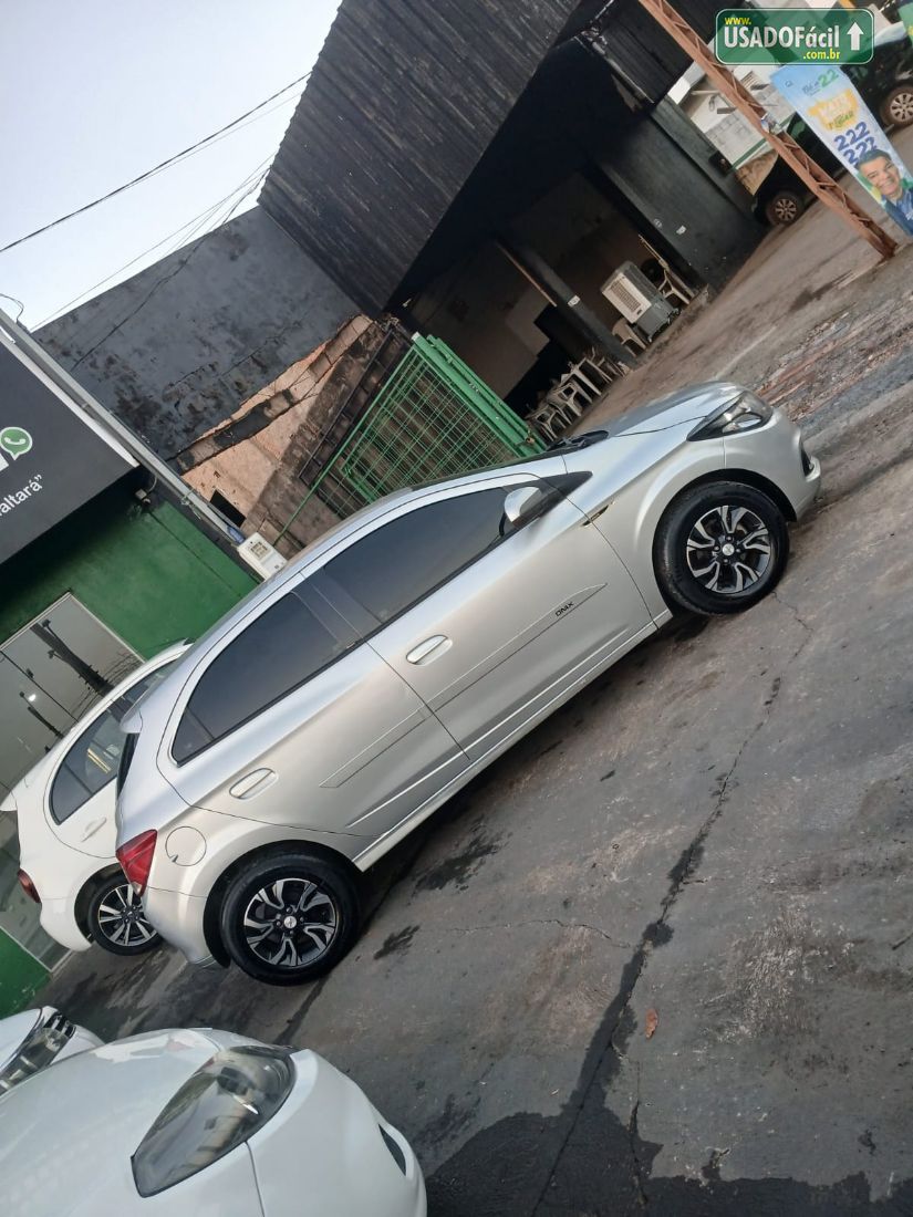 CHEVROLET/GM Onix Joy Hatch 1.0 Mecânico Flex 2018/2018 — foto 8 de 19