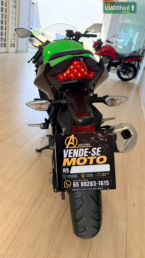 Kawasaki NINJA 400 2021/2022 — foto 15 de 18