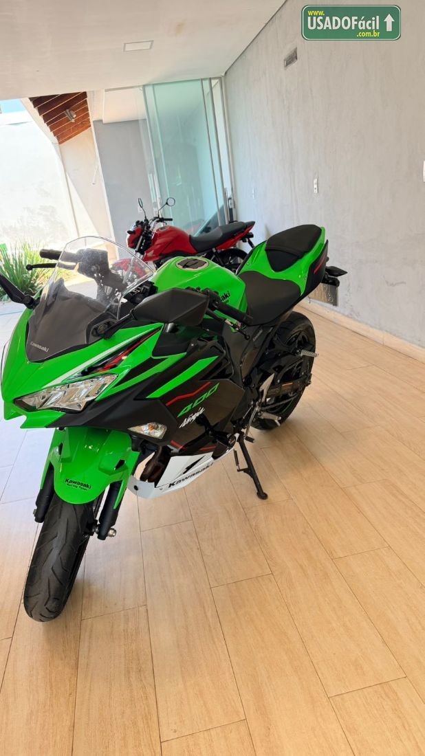 Kawasaki NINJA 400 2021/2022 — foto 5 de 18