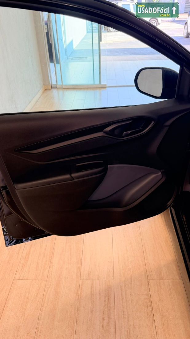CHEVROLET/GM Onix Joy Hatch 1.0 Black Edition Flex Mecânico 2021/2021 — foto 15 de 19