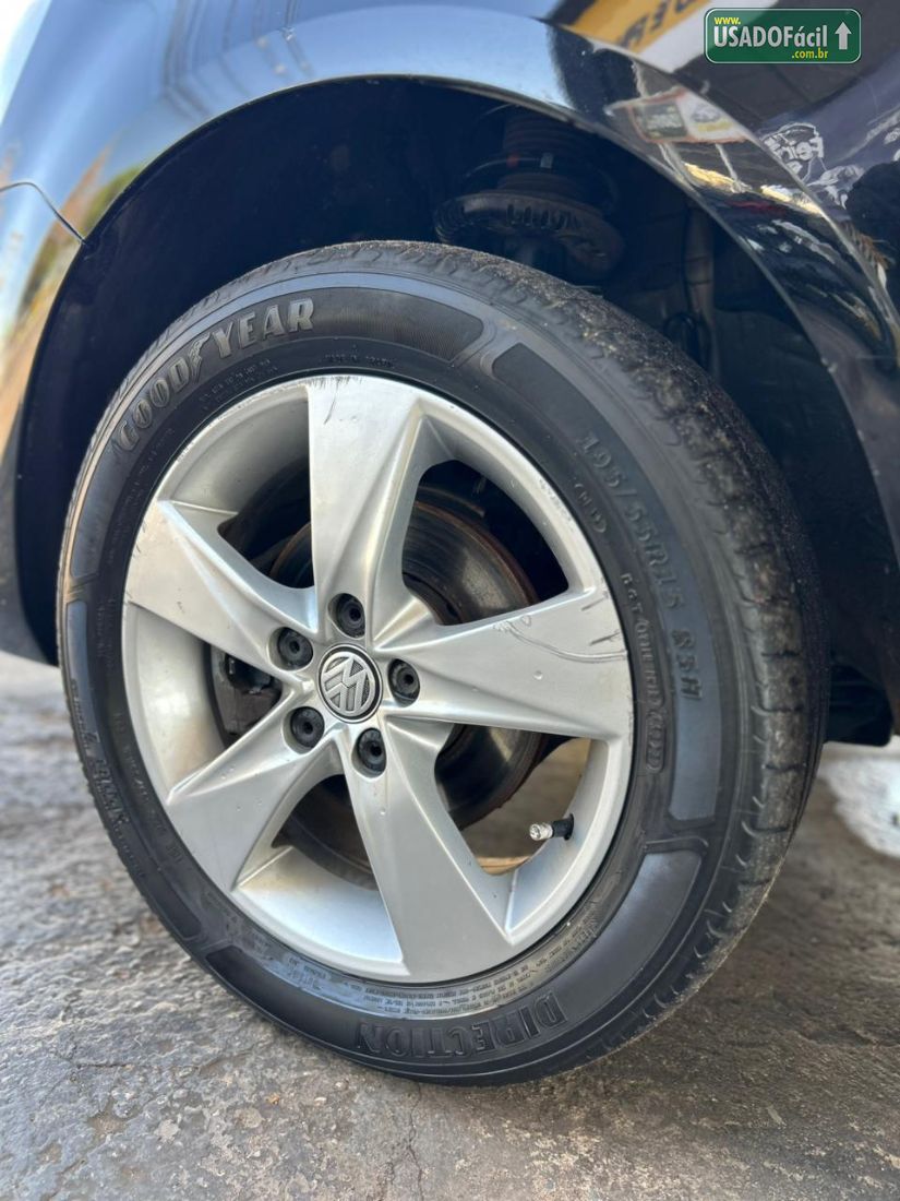Volkswagen Fox Rock in Rio 1.6 Mi 4P Total Flex 2015/2016 — foto 15 de 15
