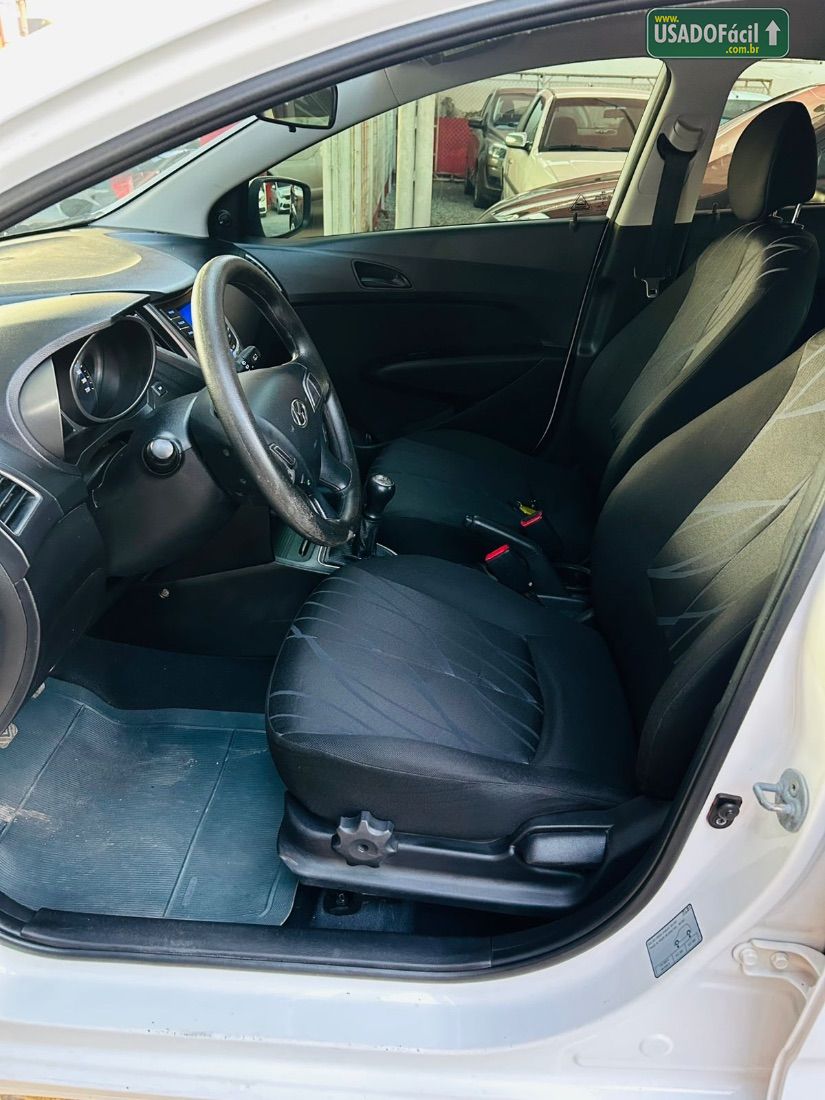 Hyundai HB20 Hatch Comfort 1.0 Flex 2015/2015 — foto 9 de 10