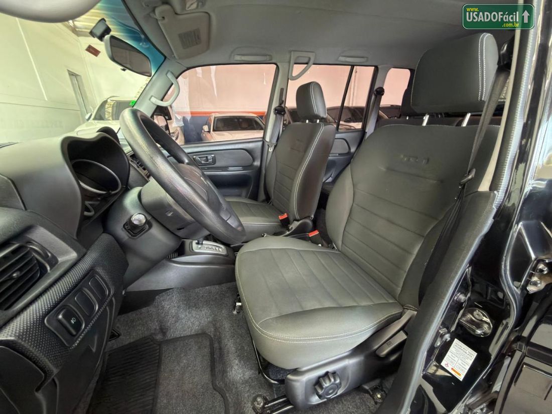 Mitsubishi Pajero TR4 2.0 4x2 Automático Flex 2014/2015 — foto 14 de 20