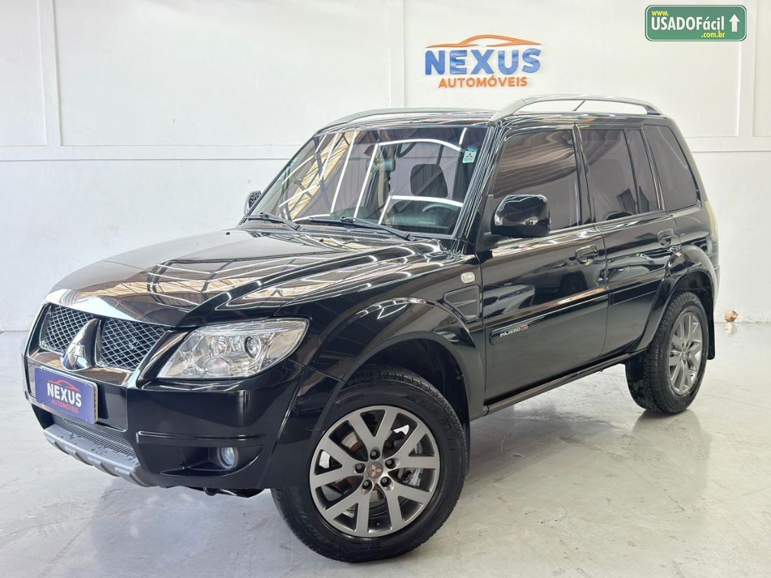 Mitsubishi Pajero TR4 2.0 4x2 Automático Flex 2014/2015 — foto 2 de 20