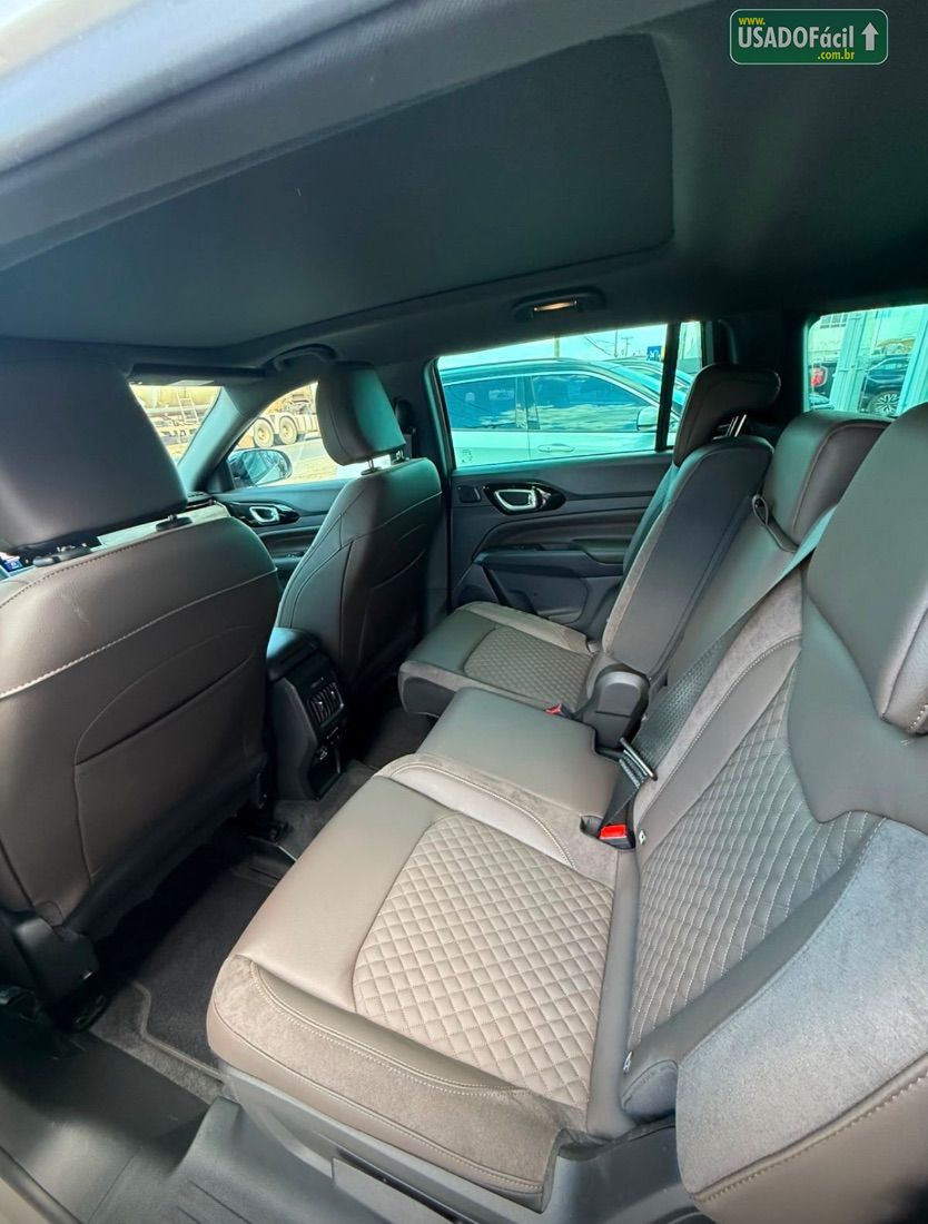 Jeep Commander Overland 2.2 TD 4x4 Automático Diesel 2025/2025 — foto 5 de 13