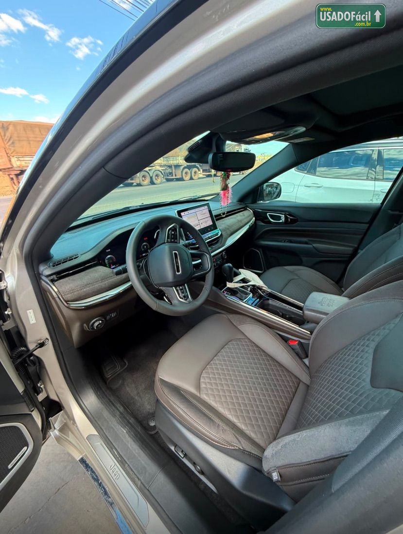 Jeep Commander Overland 2.2 TD 4x4 Automático Diesel 2025/2025 — foto 9 de 13
