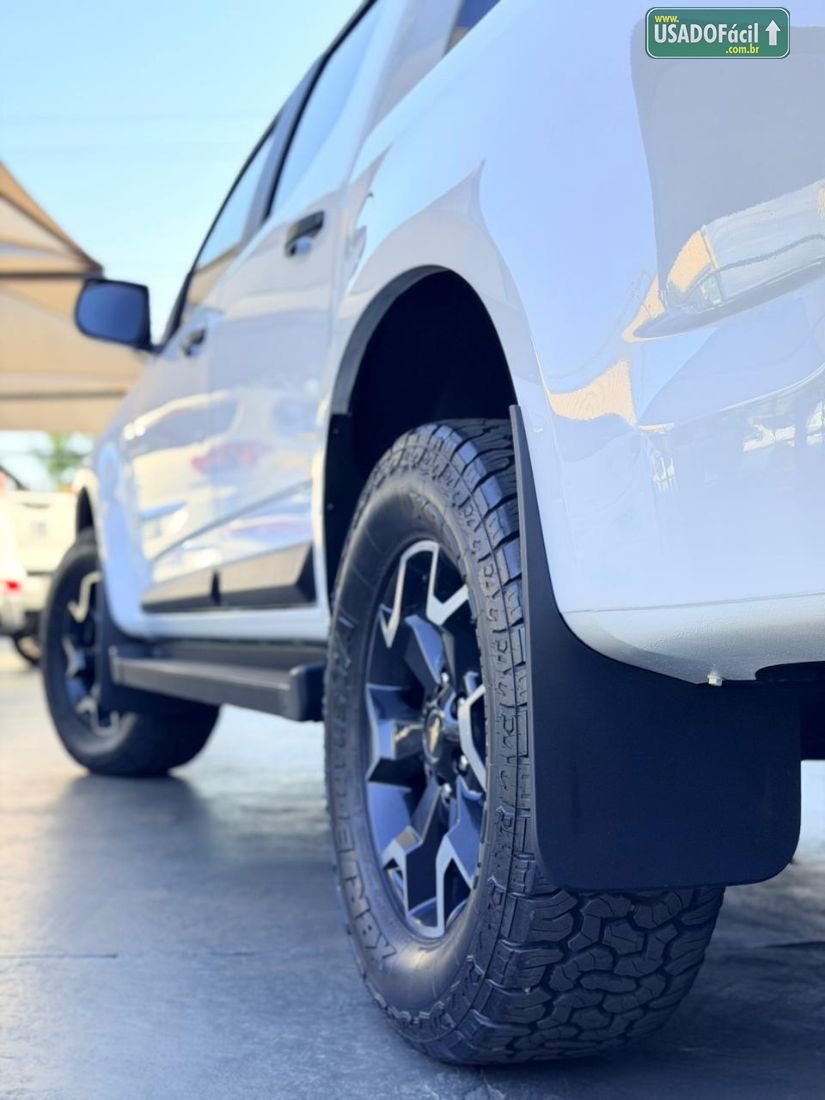 CHEVROLET/GM S10 LS CD 2.8 4x4 TDI Mecânico Diesel 2022/2023 — foto 9 de 12