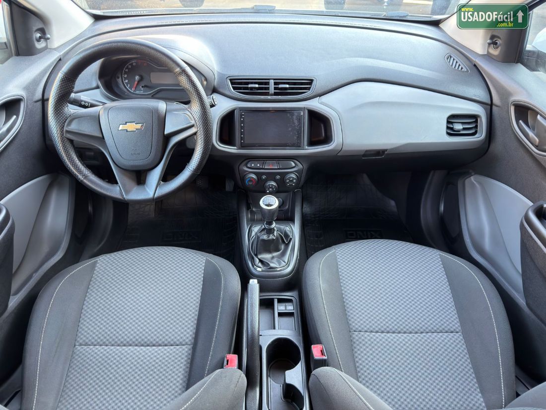 CHEVROLET/GM Onix Joy Hatch 1.0 Mecânico Flex 2019/2019 — foto 12 de 12