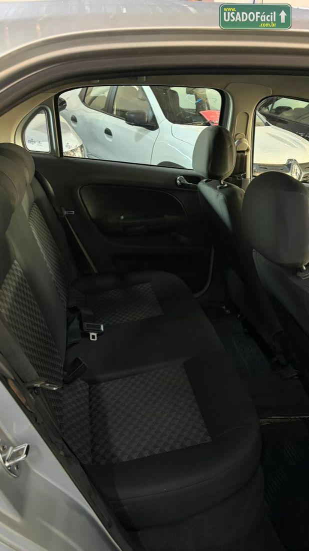 Volkswagen Gol Comfortline 1.0 4P Total Flex 2015/2016 — foto 10 de 10