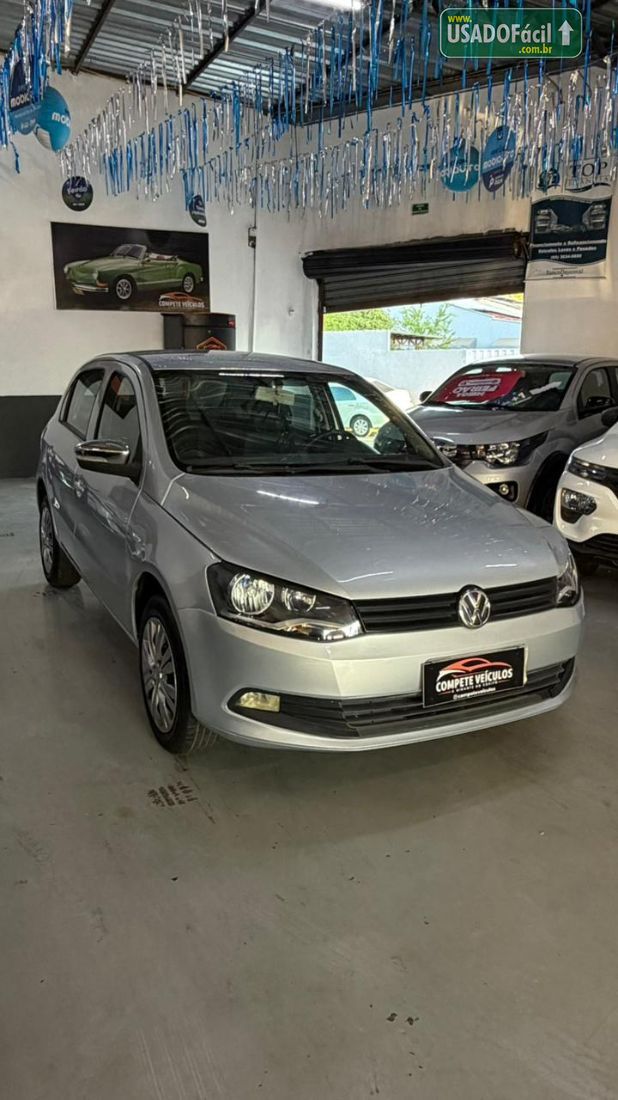 Volkswagen Gol Comfortline 1.0 4P Total Flex 2015/2016 — foto 3 de 10
