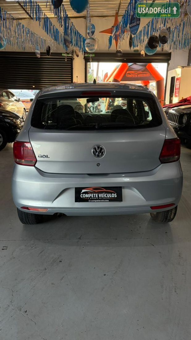 Volkswagen Gol Comfortline 1.0 4P Total Flex 2015/2016 — foto 5 de 10
