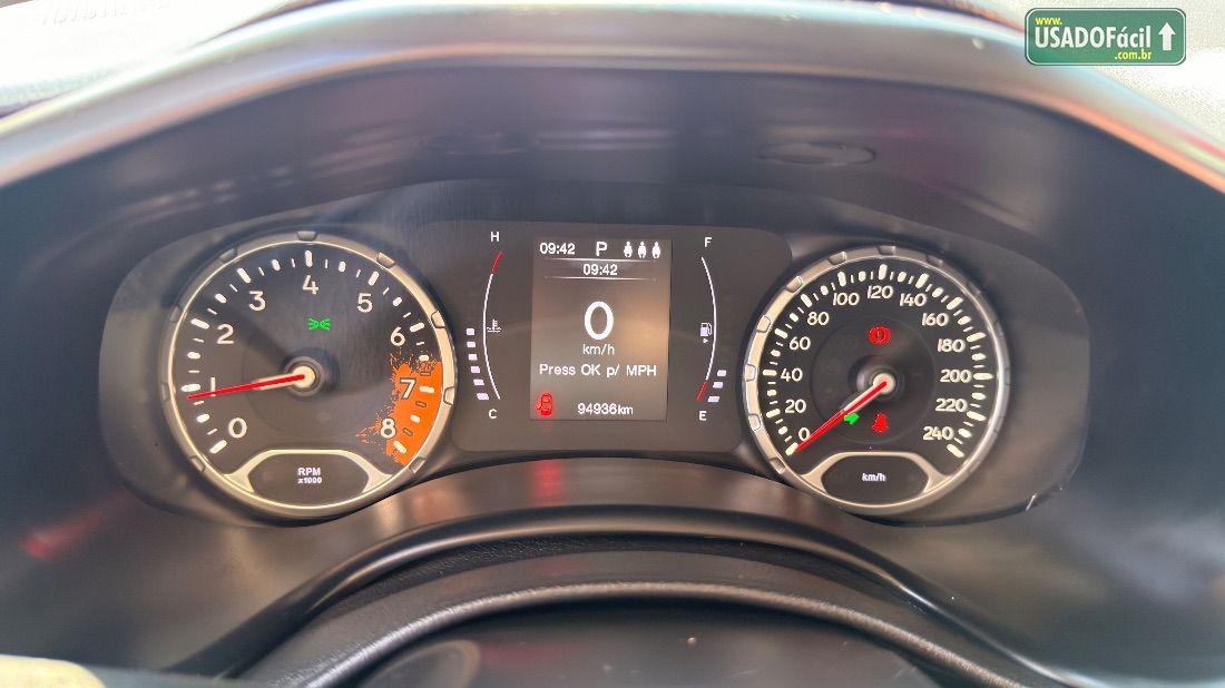 Jeep Renegade Sport 1.8 4x2 Automático Flex 2018/2019 — foto 8 de 14