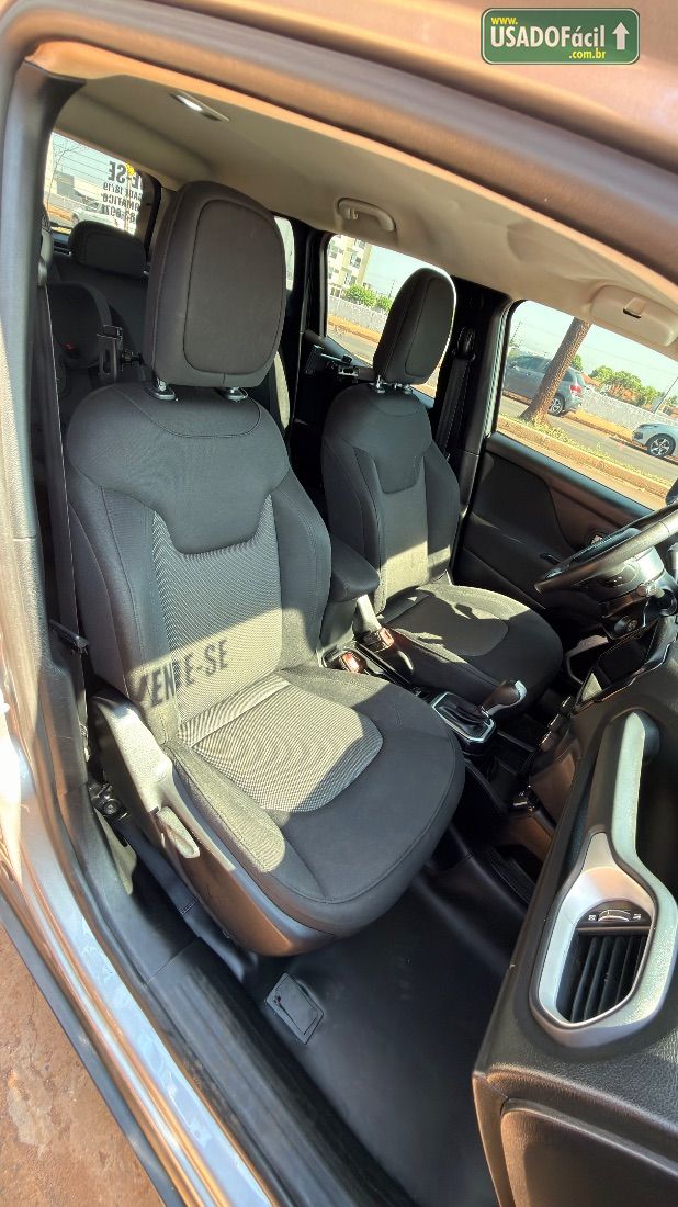 Jeep Renegade Sport 1.8 4x2 Automático Flex 2018/2019 — foto 9 de 14