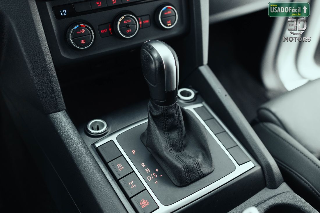 Volkswagen Amarok Highline CD 3.0 4x4 Turbo Automático Diesel 2023/2023 — foto 13 de 14
