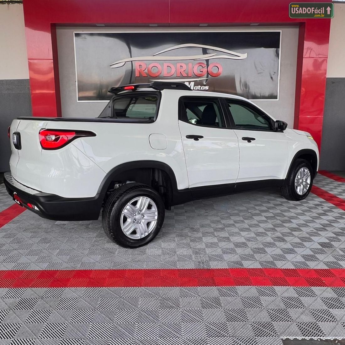 Fiat Toro Endurance 1.8 Automático Flex 2021/2022 — foto 4 de 11