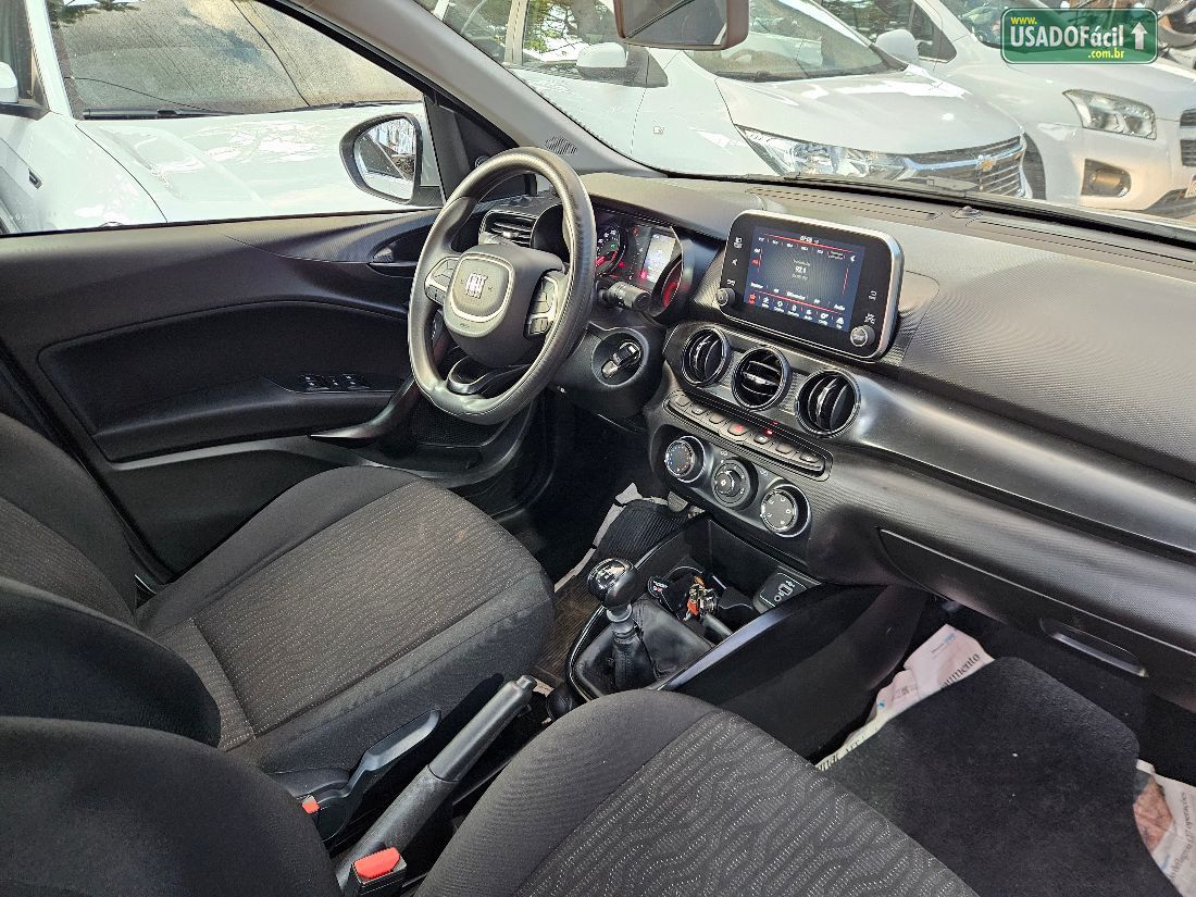 Fiat Cronos Drive 1.3 Mecânico Flex 2024/2025 — foto 12 de 18
