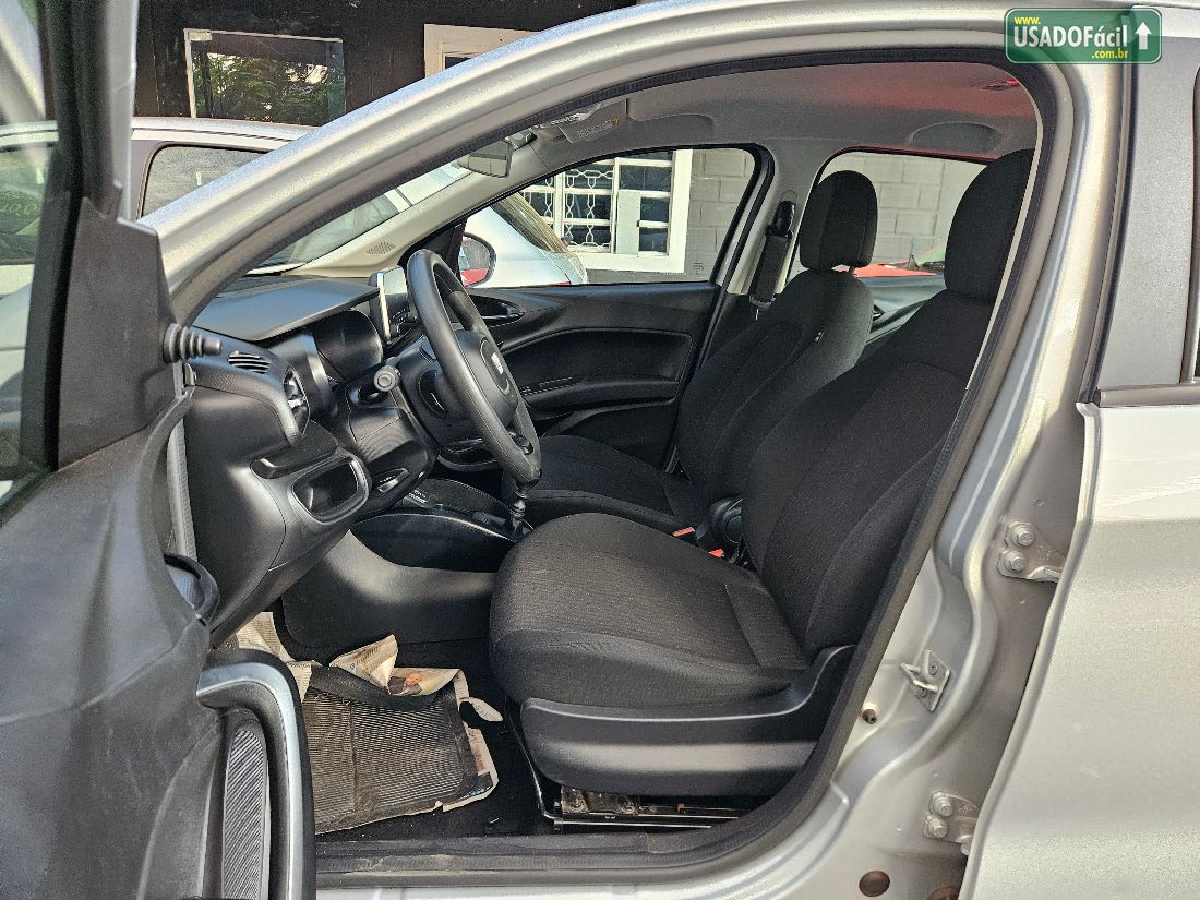 Fiat Cronos Drive 1.3 Mecânico Flex 2024/2025 — foto 15 de 18
