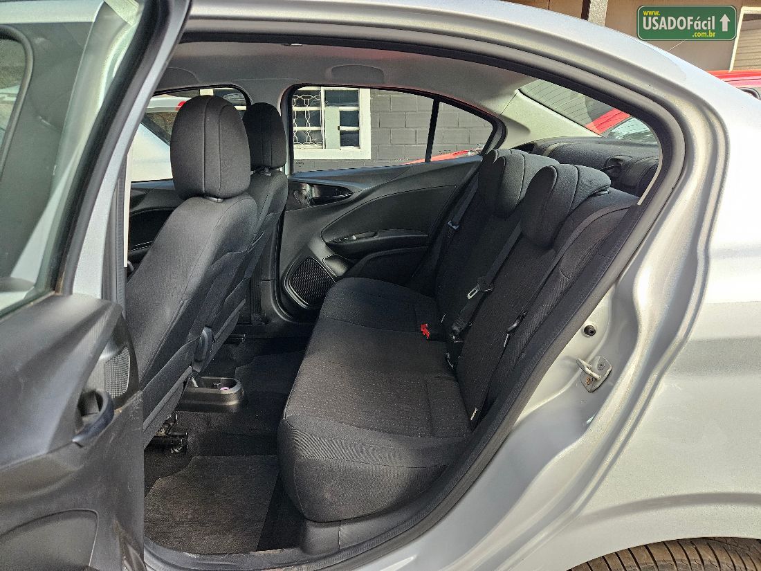Fiat Cronos Drive 1.3 Mecânico Flex 2024/2025 — foto 16 de 18