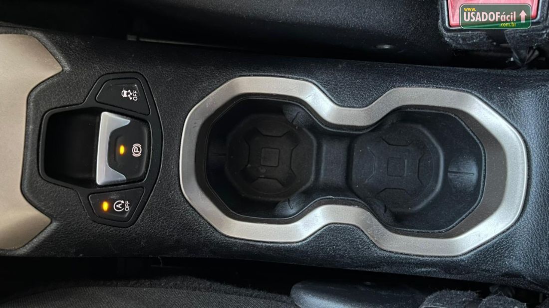 Jeep Renegade Sport 1.8 4x2 Mecânico Flex 2016/2017 — foto 19 de 19