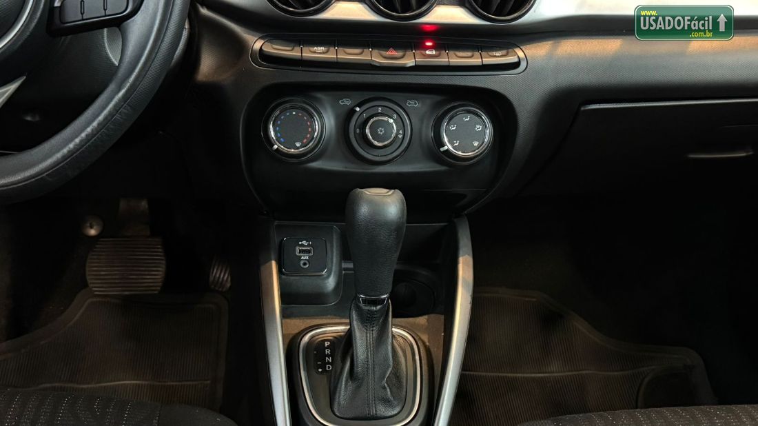 Fiat Cronos 1.8 Automático Flex 2020/2020 — foto 12 de 15