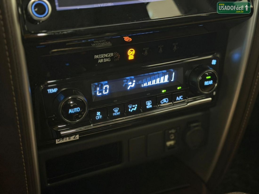 Toyota Hilux SW4 SRV 4x2 2.7 Automático Flex 2020/2020 — foto 11 de 15