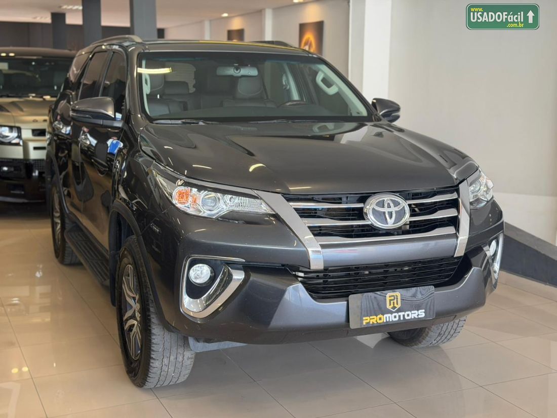 Toyota Hilux SW4 SRV 4x2 2.7 Automático Flex 2020/2020 — foto 3 de 15