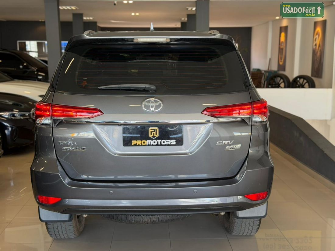 Toyota Hilux SW4 SRV 4x2 2.7 Automático Flex 2020/2020 — foto 5 de 15
