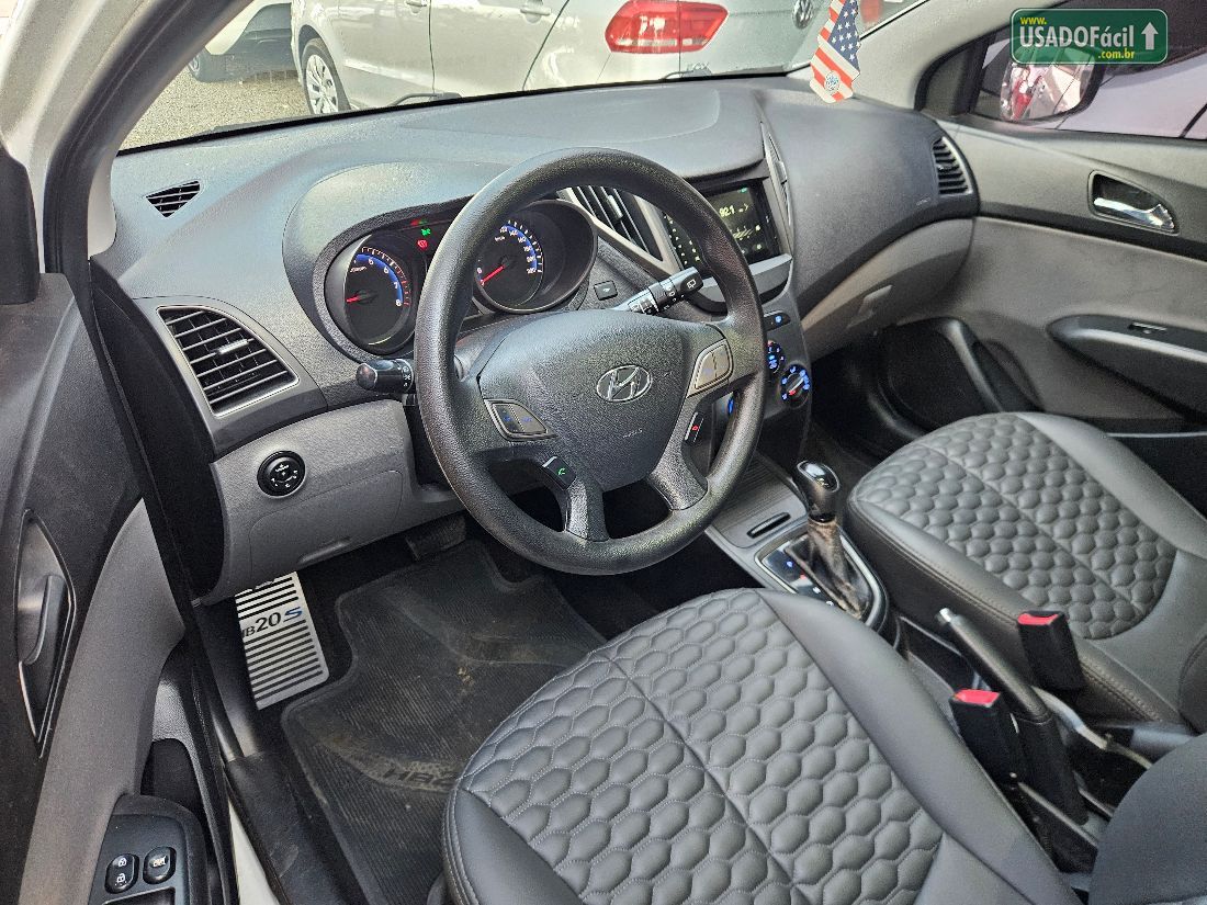 Hyundai HB20S Sedan Comfort Plus 1.6 Automático Flex 2016/2017 — foto 10 de 19