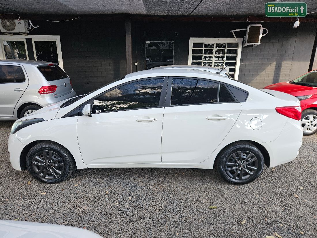 Hyundai HB20S Sedan Comfort Plus 1.6 Automático Flex 2016/2017 — foto 2 de 19