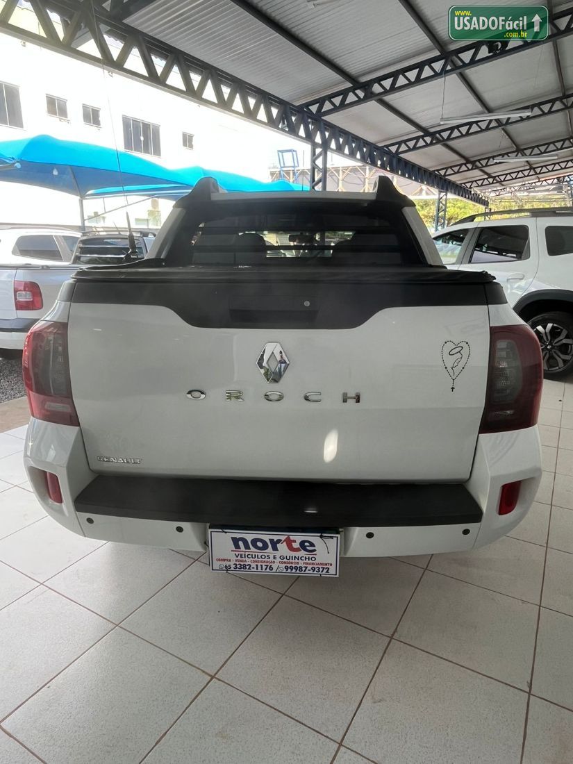 Renault Duster Oroch Dynamique 2.0 16V Automático Flex 2016/2017 — foto 8 de 9
