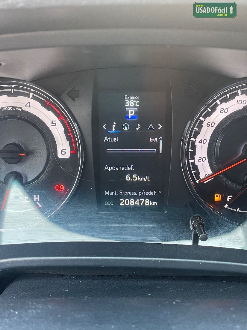 Toyota Hilux SRX CD 2.8 4x4 TDI Automático Diesel 2018/2019 — foto 9 de 9
