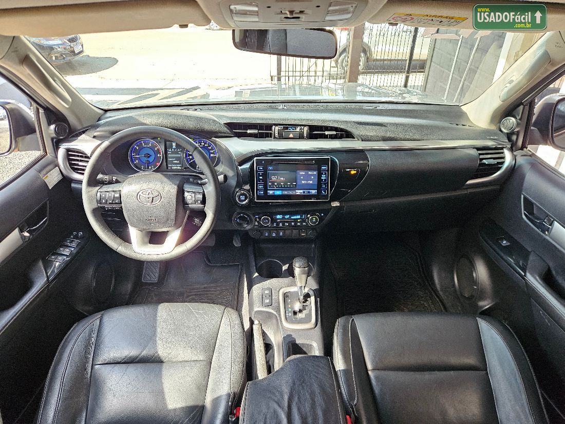Toyota Hilux SRX CD 2.8 4x4 TDI Automático Diesel 2016/2016 — foto 11 de 20