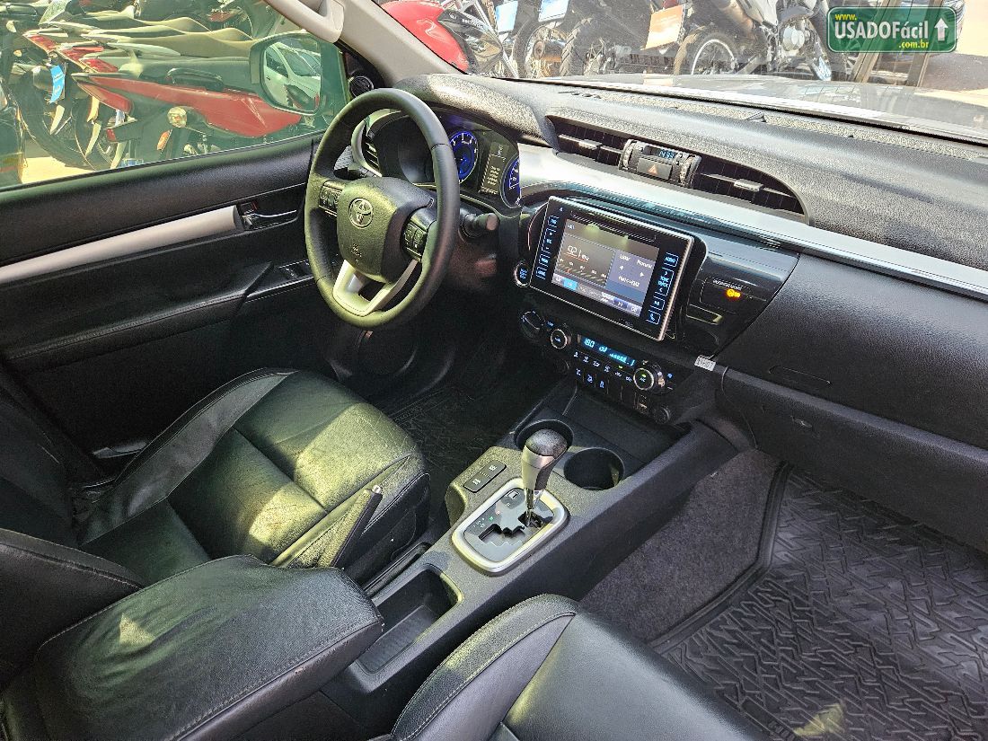 Toyota Hilux SRX CD 2.8 4x4 TDI Automático Diesel 2016/2016 — foto 12 de 20