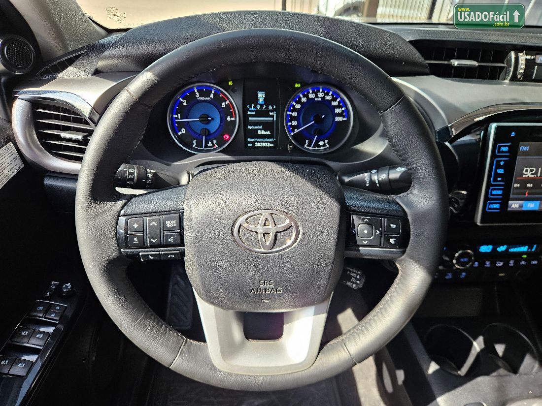 Toyota Hilux SRX CD 2.8 4x4 TDI Automático Diesel 2016/2016 — foto 13 de 20