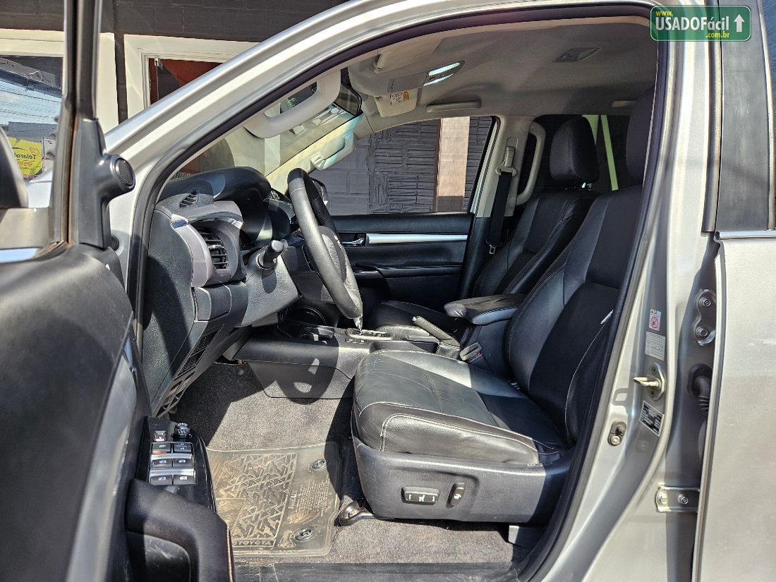 Toyota Hilux SRX CD 2.8 4x4 TDI Automático Diesel 2016/2016 — foto 16 de 20