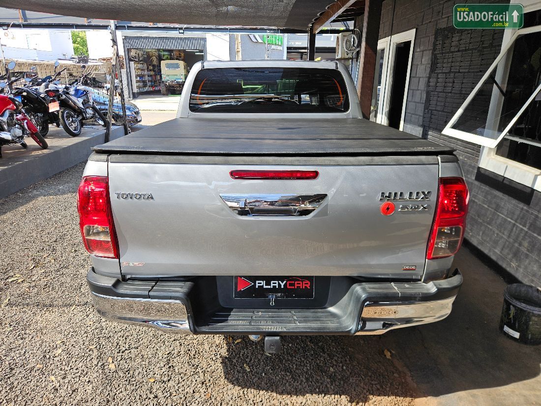 Toyota Hilux SRX CD 2.8 4x4 TDI Automático Diesel 2016/2016 — foto 8 de 20