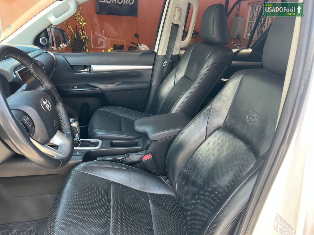Toyota Hilux SR CD 2.7 4x2 Automático Flex 2019/2019 — foto 9 de 11