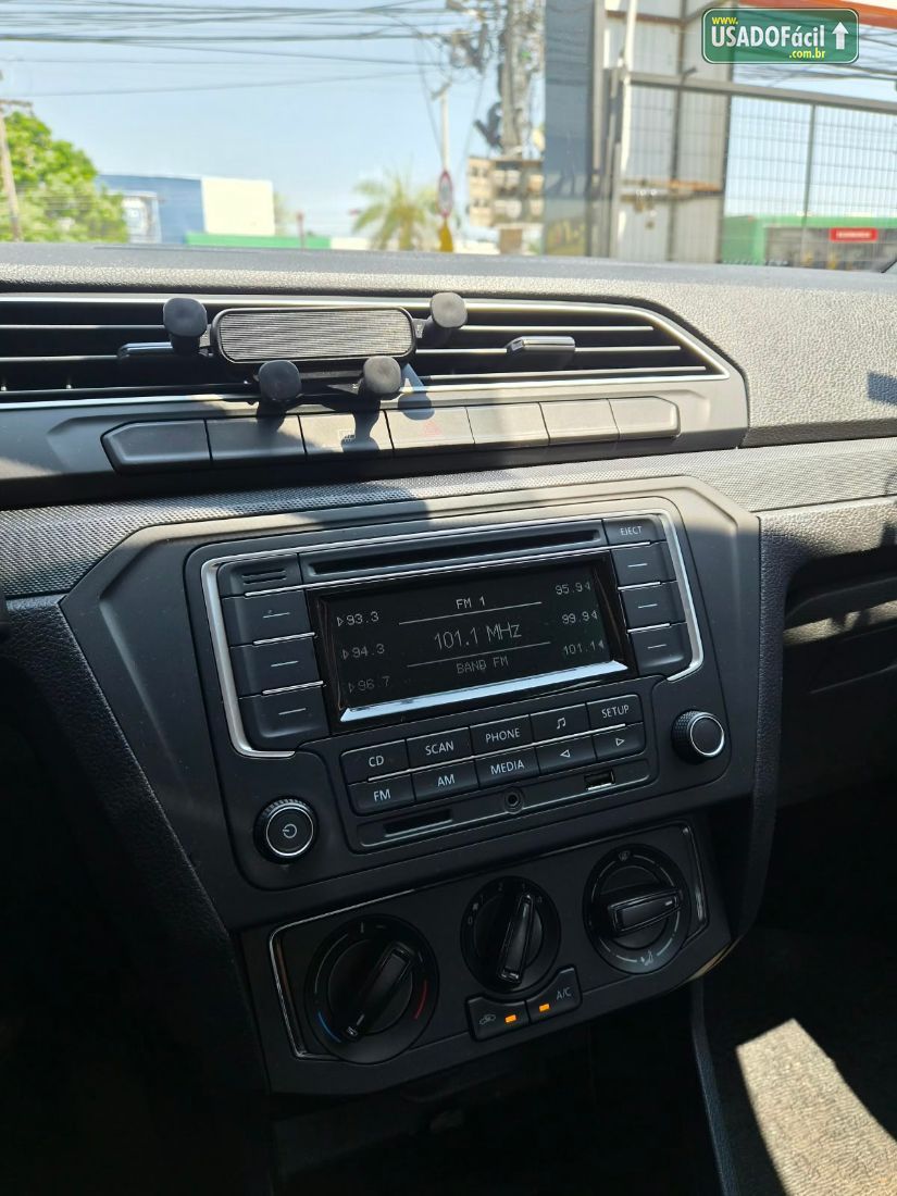 Volkswagen Voyage 1.0 Flex 2022/2023 — foto 10 de 11